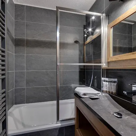 Appartement Renove Skis Aux Pieds, Le Lac, 4 Pers, Parking - Fr-1-641-16 Tignes
